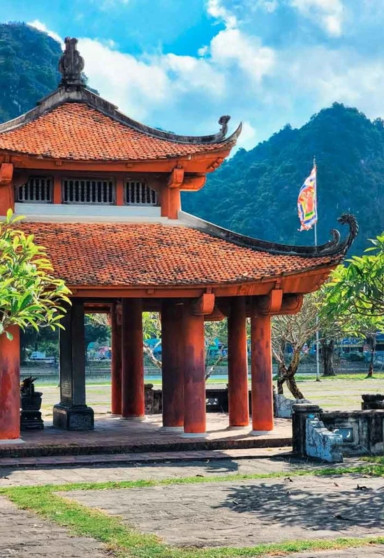 About Ninh Binh Tourist Center